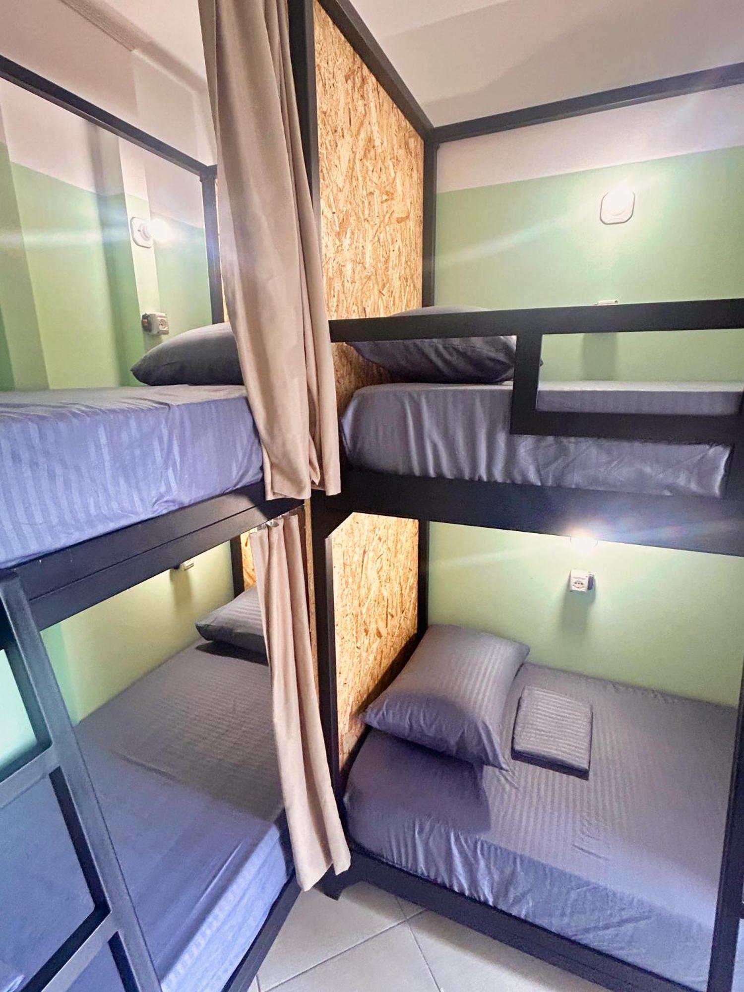 Albergue & Day Tours *