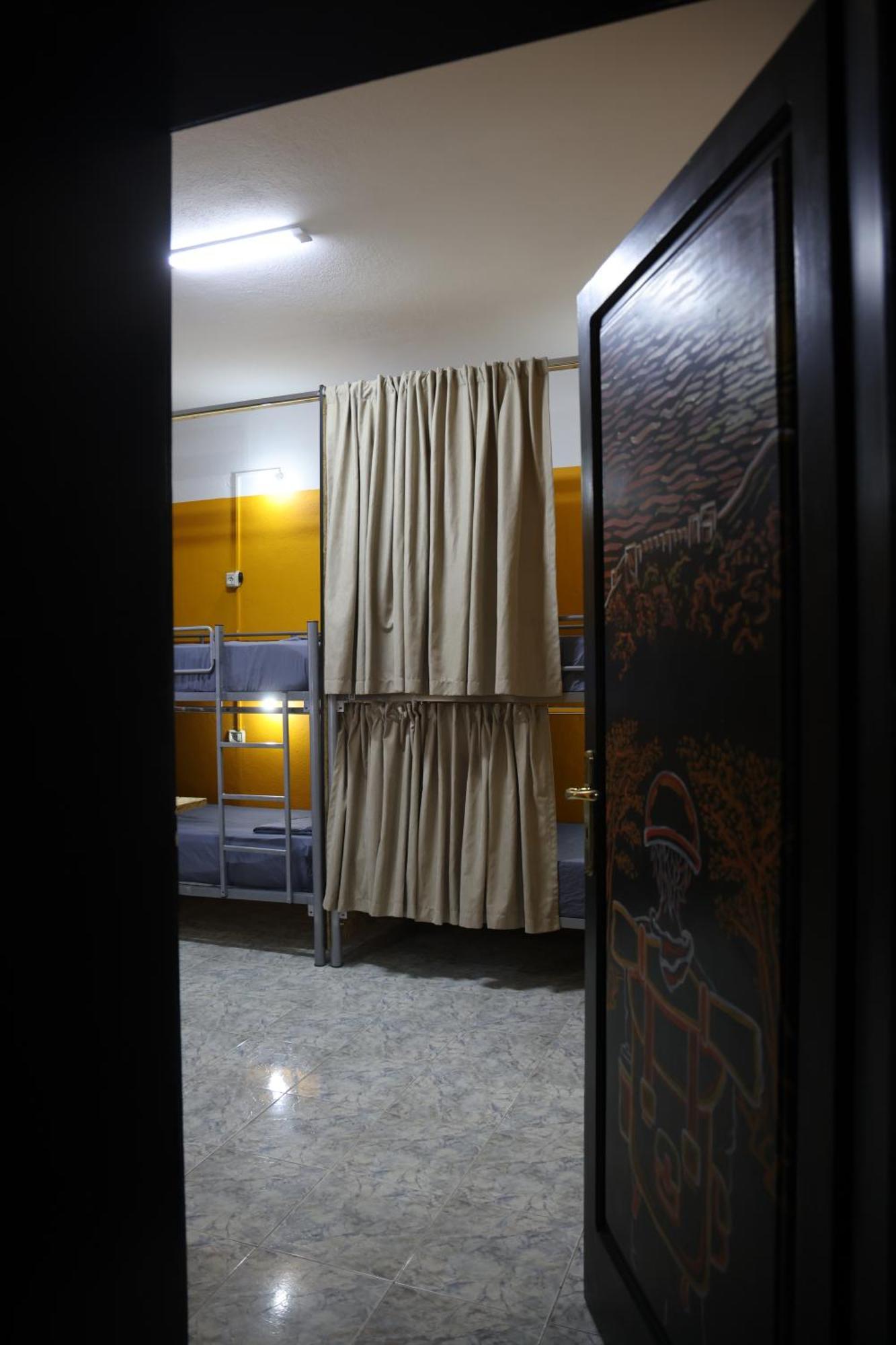 & Day Tours Albergue